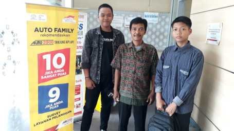 Praktik Kerja Lapangan (PKL)  di AUTO 2000 - SMKS Satria Nusantara Betung